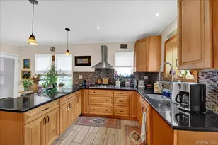 3161 Wissman Ave, Bronx, NY 10465 - Photo 8
