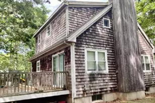 2 President St, East Hampton, NY 11937 - Photo 2