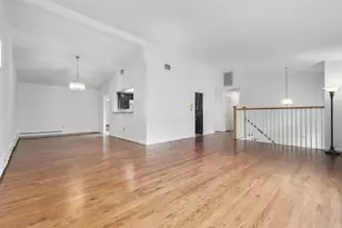 22 N Lorna Ln, Airmont, NY 10952 - Photo 10
