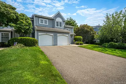 188 Lakebridge Drive N, Kings Park, NY 11754 - Photo 2