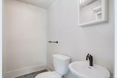 170 Hooker Avenue, Poughkeepsie, NY 12603 - Photo 20