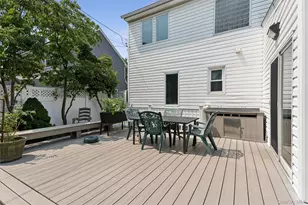 22 Briarcliff Dr, Merrick, NY 11566 - Photo 22