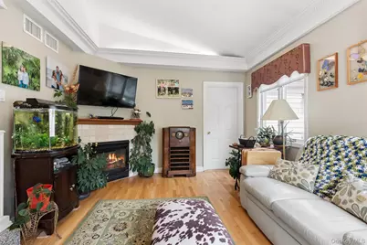 22 Briarcliff Drive, Merrick, NY 11566 - Photo 14