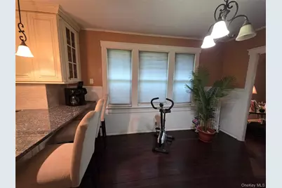 416 Minnieford Avenue, Bronx, NY 10464 - Photo 6