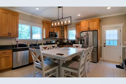 268 Beaver Drive, Mastic Beach, NY 11951 - Photo 10