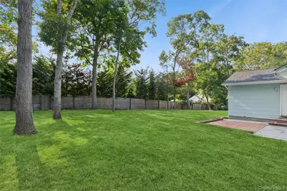 171 Wakeman Road, Hampton Bays, NY 11946 - Photo 14