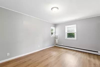 171 Wakeman Road, Hampton Bays, NY 11946 - Photo 8
