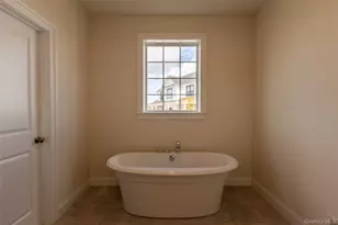 38 Dartmouth Dr, Poughkeepsie, NY 12603 - Photo 18