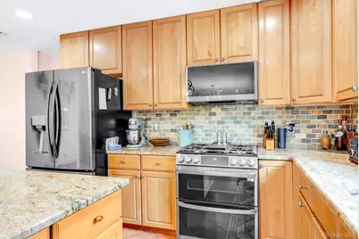 11 Horstead Court, Yaphank, NY 11980 - Photo 28
