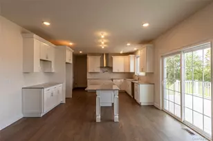 47 Dartmouth Dr, Poughkeepsie, NY 12603 - Photo 18