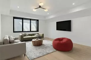 25 S Duncan Dr, Montauk, NY 11954 - Photo 6