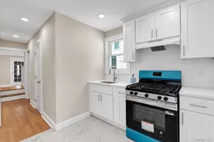 114-25 210th St, Cambria Heights, NY 11411 - Photo 14