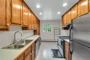 124 Northmore Dr, Yorktown Heights, NY 10598 - Photo 8