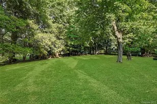 10 Linda Dr, Suffern, NY 10901 - Photo 36