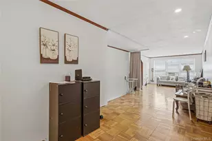 34-25 150th Pl, Flushing, NY 11354 - Photo 6