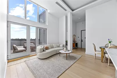131-19 Fowler Avenue #8B, Flushing, NY 11355 - Photo 2