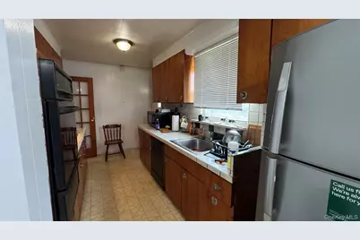 12161 238 Street Street, Rosedale, NY 11422 - Photo 6