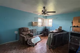 12161 238 Street St, Rosedale, NY 11422 - Photo 8