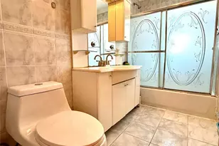 150-43 77th Rd, Flushing, NY 11367 - Photo 16