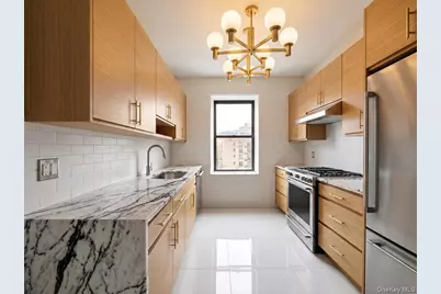 31-14 Crescent Street #7D, Astoria, NY 11106 - Photo 8