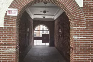 31-14 Crescent St, Astoria, NY 11106 - Photo 30