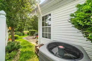 63 Madison Cir, Middle Island, NY 11953 - Photo 32