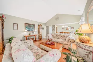 63 Madison Cir, Middle Island, NY 11953 - Photo 12