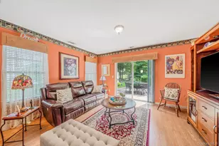 63 Madison Cir, Middle Island, NY 11953 - Photo 16