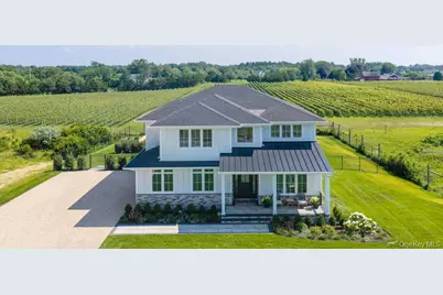 1135 Wildberry Lane, Southold, NY 11971 - Photo 2