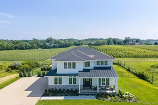 1135 Wildberry Ln, Southold, NY 11971 - Photo 2