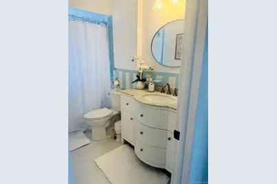 472 Kirkman Avenue, Elmont, NY 11003 - Photo 8