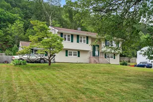 100 Birchwood Dr, Highland Mills, NY 10930 - Photo 2