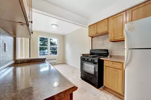 62-08 102nd St, Rego Park, NY 11374 - Photo 8