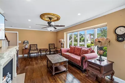 992 Woodcliff Drive, Franklin Square, NY 11010 - Photo 16