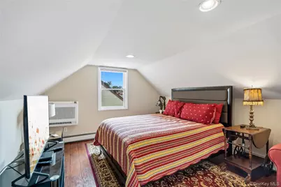 992 Woodcliff Drive, Franklin Square, NY 11010 - Photo 30