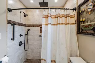 992 Woodcliff Dr, Franklin Square, NY 11010 - Photo 24