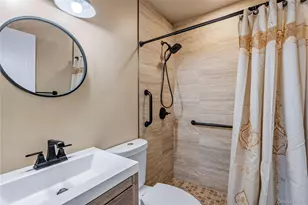 992 Woodcliff Dr, Franklin Square, NY 11010 - Photo 26
