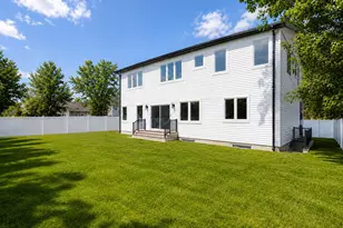3635 Bunker Ave, Wantagh, NY 11793 - Photo 18