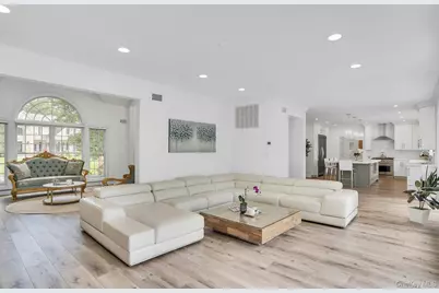 1 Weeping Cherry Lane, Commack, NY 11725 - Photo 26