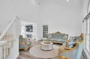 1 Weeping Cherry Ln, Commack, NY 11725 - Photo 12