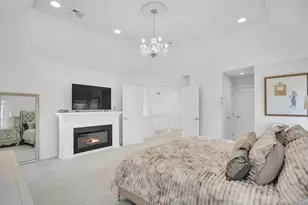 1 Weeping Cherry Ln, Commack, NY 11725 - Photo 32