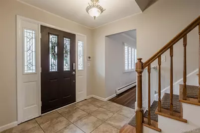 37 Bethany Drive, Commack, NY 11725 - Photo 4