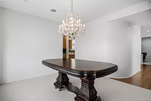 48 Peachtree Ct, Holtsville, NY 11742 - Photo 18