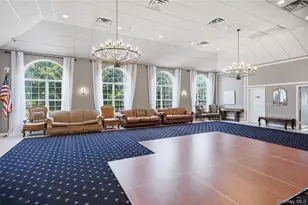 48 Peachtree Ct, Holtsville, NY 11742 - Photo 44