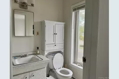 191 Birch Hill Rd #2, Locust Valley, NY 11560 - Photo 10