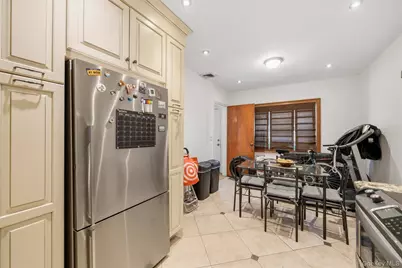1458 Dwight Place, Bronx, NY 10465 - Photo 22