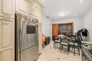 1458 Dwight Pl, Bronx, NY 10465 - Photo 22