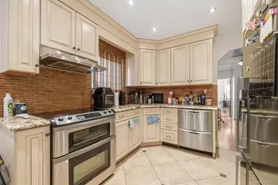 1458 Dwight Place, Bronx, NY 10465 - Photo 20