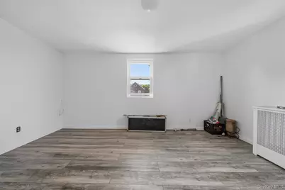 2400 Morgan Avenue, Bronx, NY 10469 - Photo 20