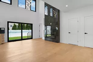 25 Red Maple Dr N, Wantagh, NY 11793 - Photo 6
